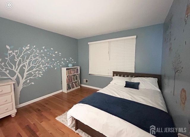 46 Lynn Court, North Brunswick, NJ 08902