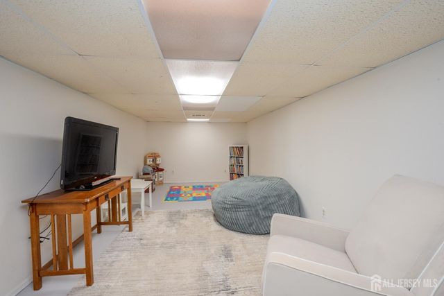 46 Lynn Court, North Brunswick, NJ 08902