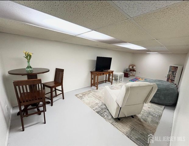 46 Lynn Court, North Brunswick, NJ 08902
