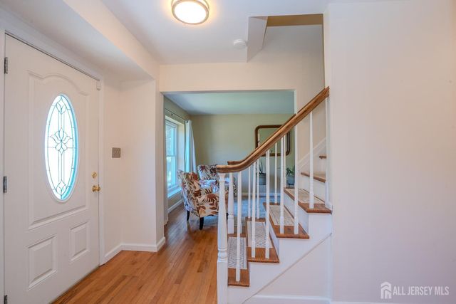 46 Lynn Court, North Brunswick, NJ 08902