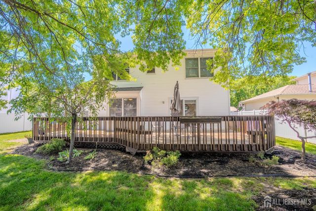 46 Lynn Court, North Brunswick, NJ 08902