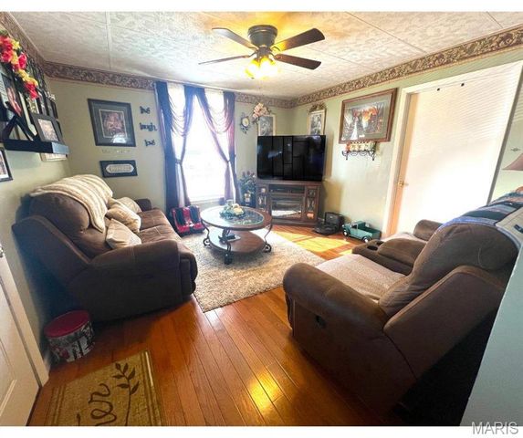 606 Olive Street, Hannibal, MO 63401