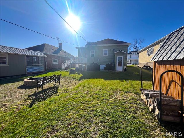 606 Olive Street, Hannibal, MO 63401