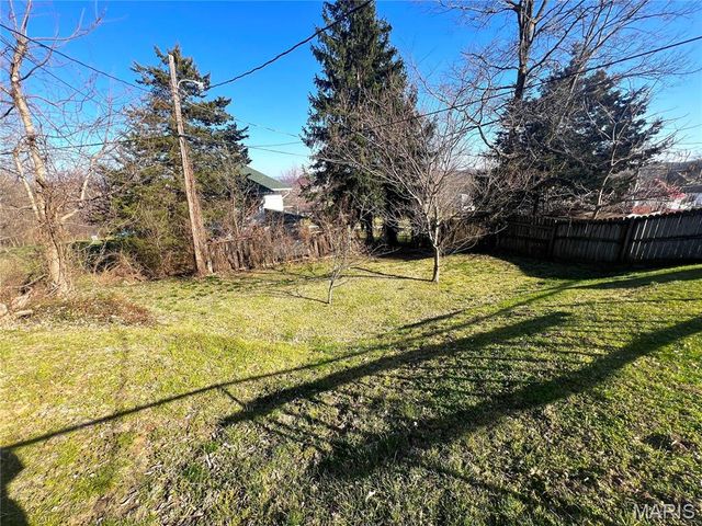 606 Olive Street, Hannibal, MO 63401