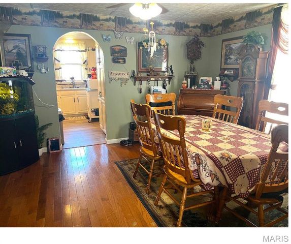 606 Olive Street, Hannibal, MO 63401