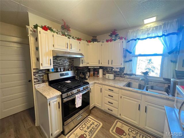 606 Olive Street, Hannibal, MO 63401