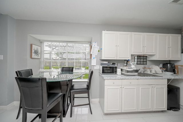 355 Skywood Drive, Houston, TX 77090