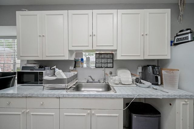 355 Skywood Drive, Houston, TX 77090