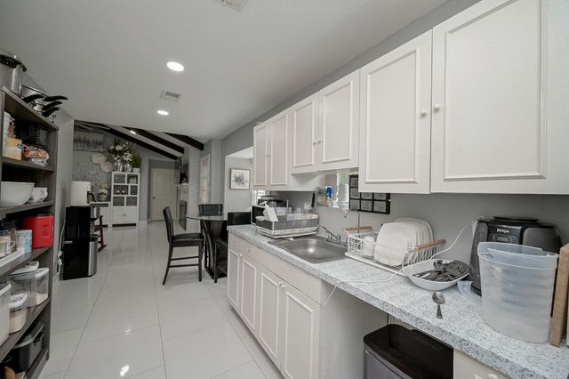 355 Skywood Drive, Houston, TX 77090