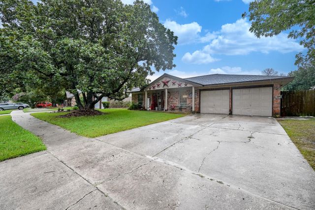 355 Skywood Drive, Houston, TX 77090
