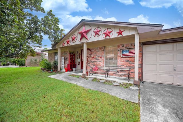 355 Skywood Drive, Houston, TX 77090