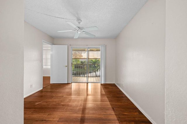 1563 SE Royal Green Cir Apt B203, Port St Lucie, FL 34952