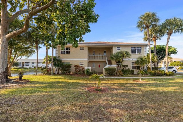 1563 SE Royal Green Cir Apt B203, Port St Lucie, FL 34952