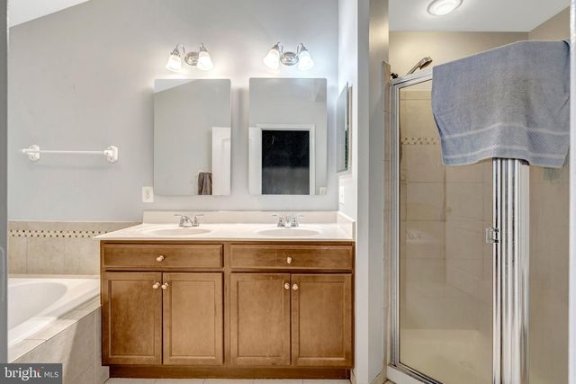 4302 POTOMAC HIGHLANDS CIR, Triangle, VA 22172