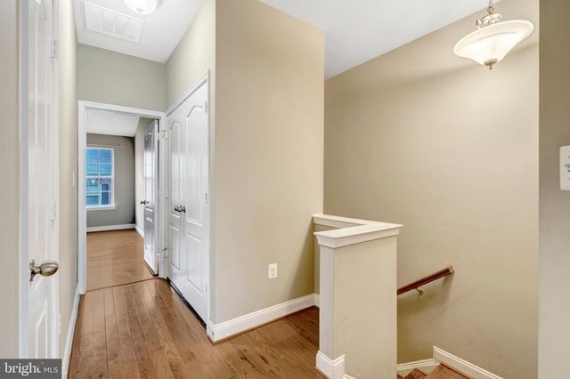 4302 POTOMAC HIGHLANDS CIR, Triangle, VA 22172