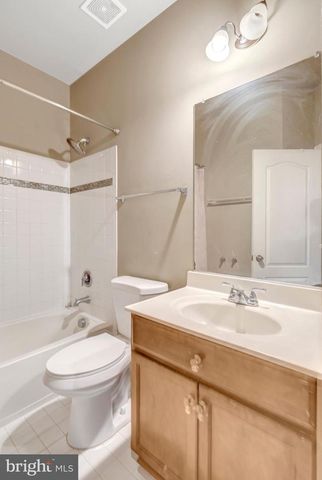 4302 POTOMAC HIGHLANDS CIR, Triangle, VA 22172