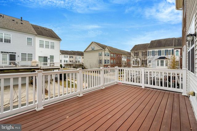 4302 POTOMAC HIGHLANDS CIR, Triangle, VA 22172