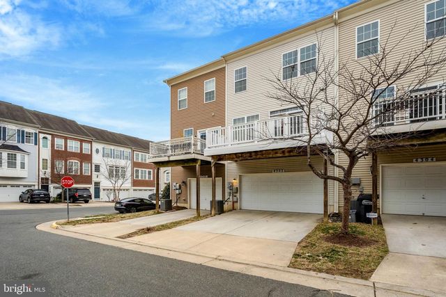 4302 POTOMAC HIGHLANDS CIR, Triangle, VA 22172