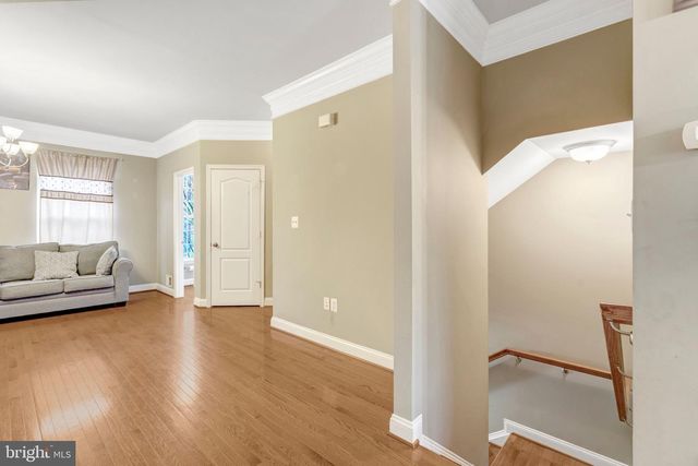 4302 POTOMAC HIGHLANDS CIR, Triangle, VA 22172