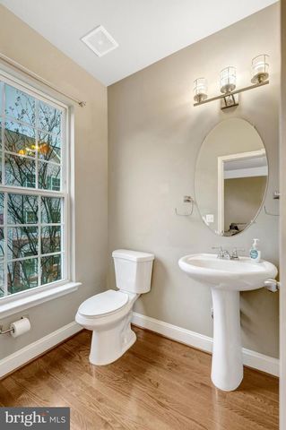 4302 POTOMAC HIGHLANDS CIR, Triangle, VA 22172