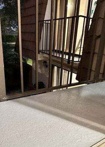 197 Charter Way, West Palm Beach, FL 33407