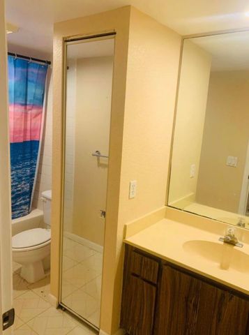 197 Charter Way, West Palm Beach, FL 33407