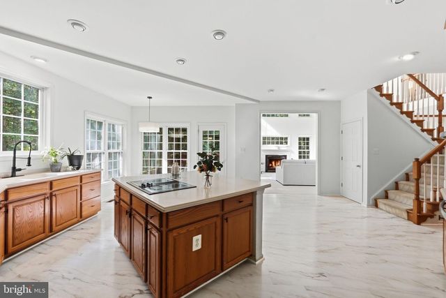 6195 TREYWOOD LN, Manassas, VA 20112