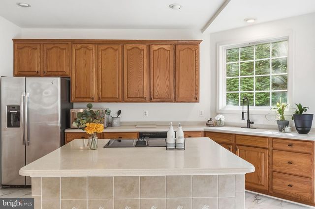 6195 TREYWOOD LN, Manassas, VA 20112