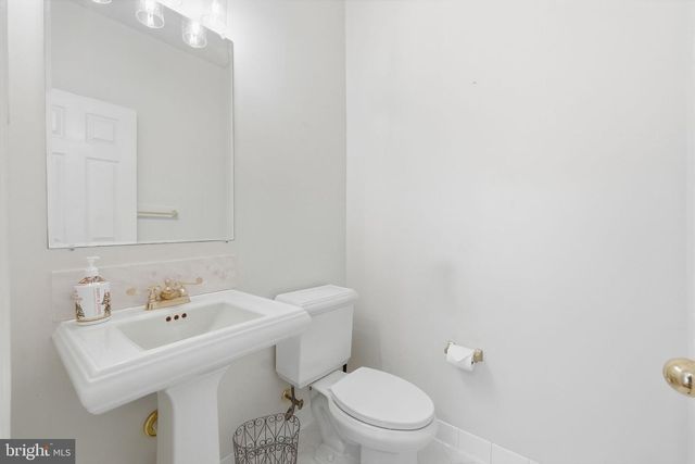 6195 TREYWOOD LN, Manassas, VA 20112