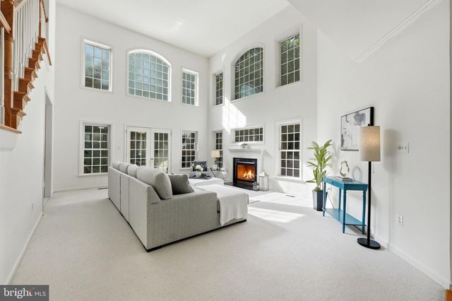 6195 TREYWOOD LN, Manassas, VA 20112