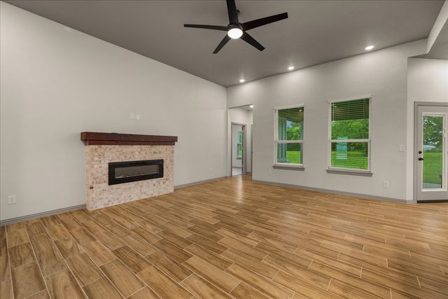 800 County Road 4108, Greenville, TX 75401