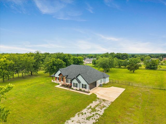 800 County Road 4108, Greenville, TX 75401