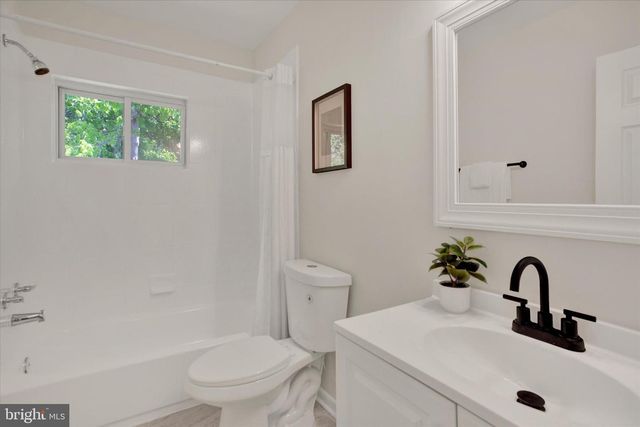 5316 OLD BRANCH AVE, Temple Hills, MD 20748