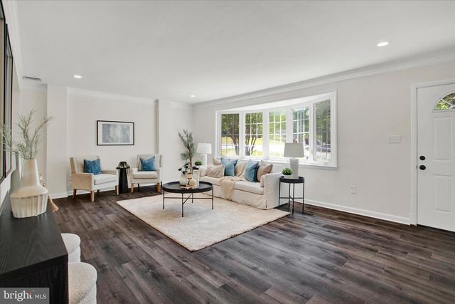5316 OLD BRANCH AVE, Temple Hills, MD 20748