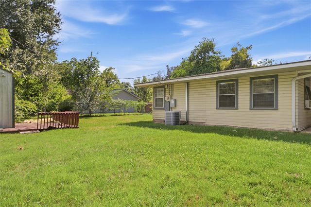 1215 Winston Drive, Richmond, TX 77469