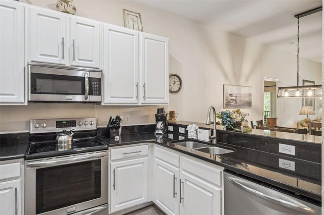 810 LUCAYA LOOP, Davenport, FL 33897