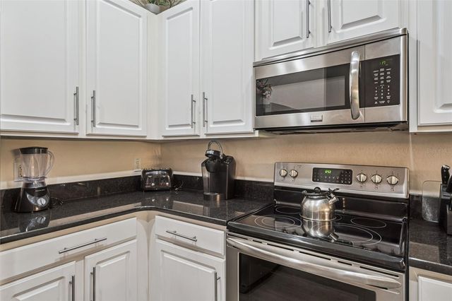 810 LUCAYA LOOP, Davenport, FL 33897