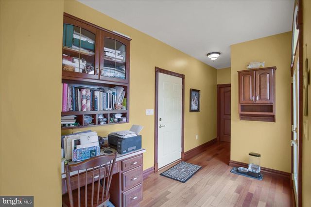 1299 EDISON HEIGHTS RD, Sunbury, PA 17801