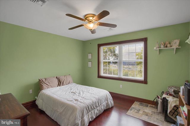 1299 EDISON HEIGHTS RD, Sunbury, PA 17801