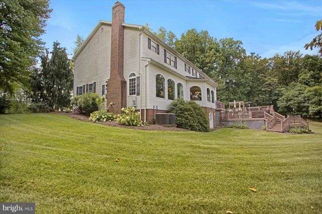 1299 EDISON HEIGHTS RD, Sunbury, PA 17801