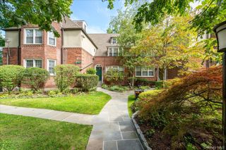 52 Underhill Road #ML, Scarsdale, NY 10583