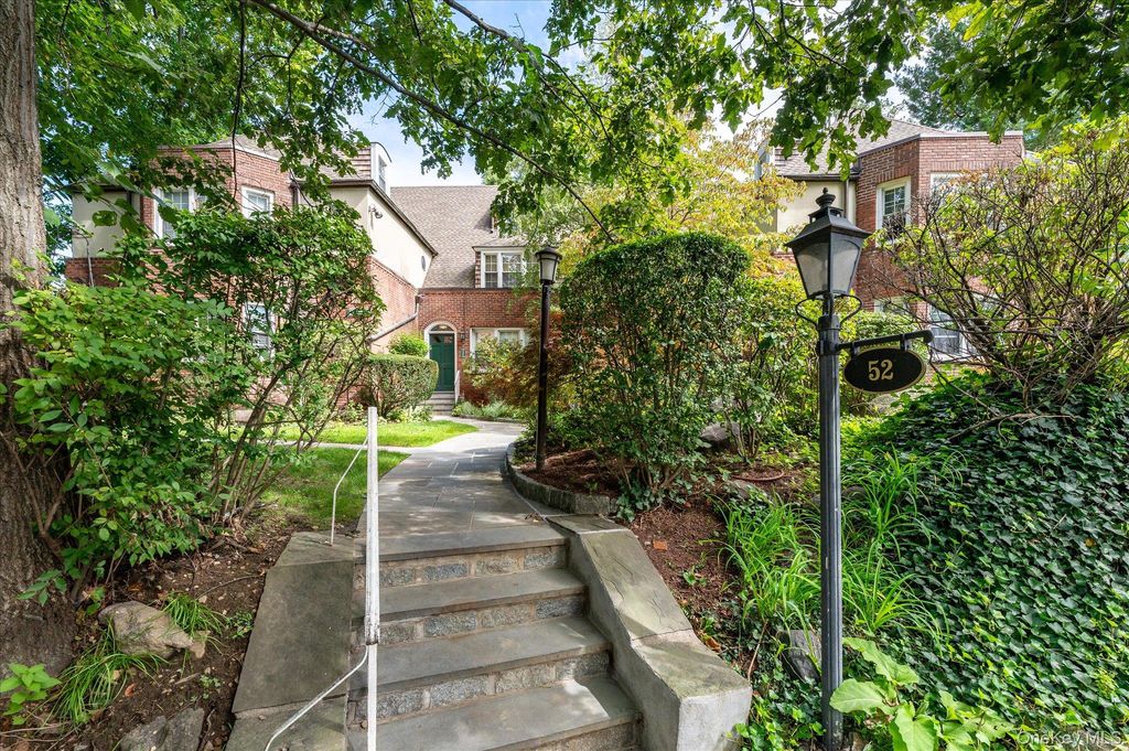 52 Underhill Road #ML, Scarsdale, NY 10583 — photo 2