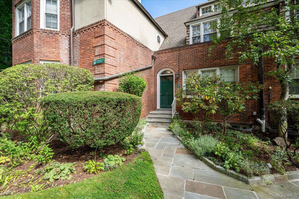 52 Underhill Road #ML, Scarsdale, NY 10583 — photo 4