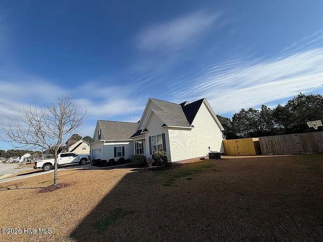 202 Savannah Drive, Jacksonville, NC 28546