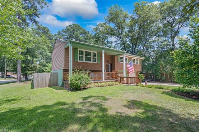 7899 Yacht Haven RD, Gloucester Point, VA 23062