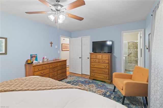 7899 Yacht Haven RD, Gloucester Point, VA 23062