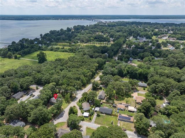 7899 Yacht Haven RD, Gloucester Point, VA 23062