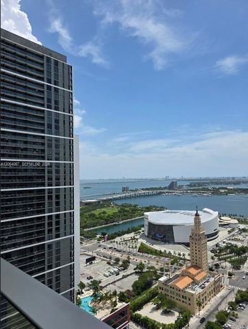 121 NE 5th St 512B, Miami, FL 33132