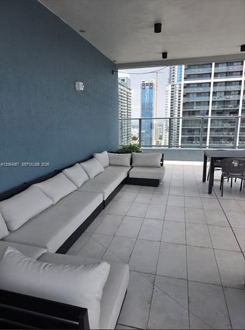 121 NE 5th St 512B, Miami, FL 33132