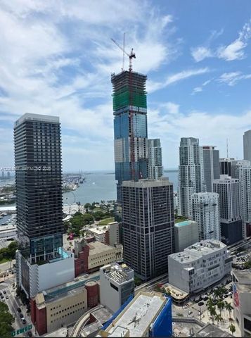 121 NE 5th St 512B, Miami, FL 33132